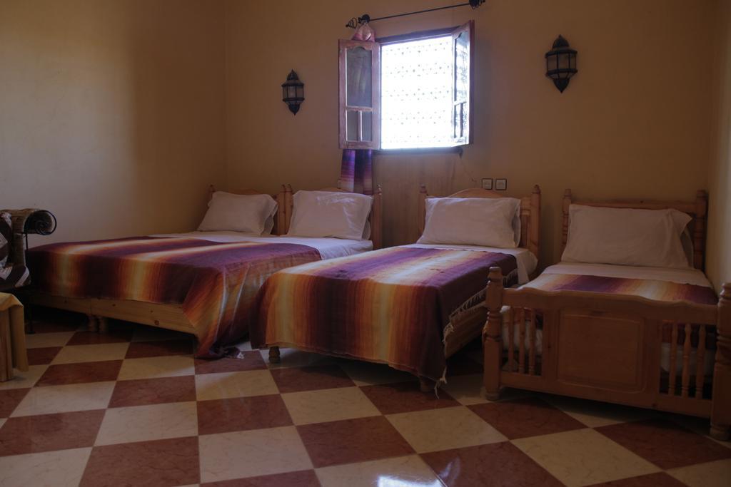 Auberge La Source Мерзуга Экстерьер фото